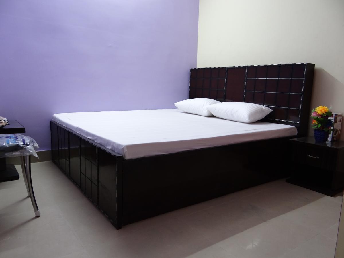 Nanda Hotel Hanumāngarh Kültér fotó