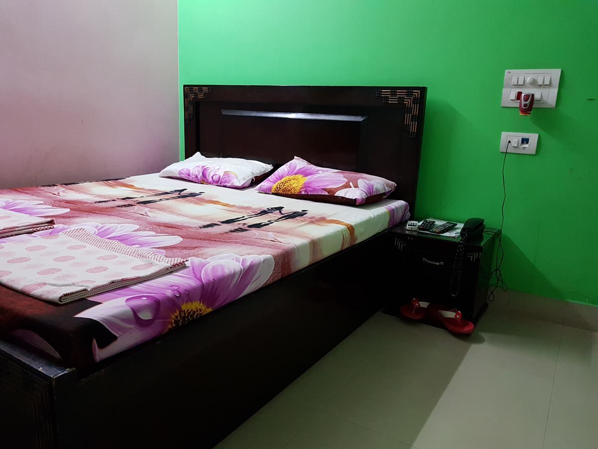 Nanda Hotel Hanumāngarh Kültér fotó